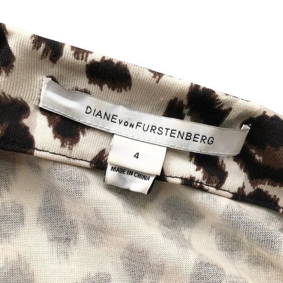 Diane von Furtstenberg silk wrap dress animal snow leopard print sz 4 New Julian - Picture 2 of 16
